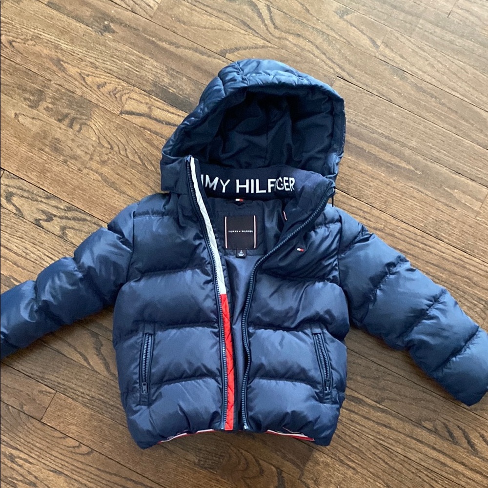 Tommy Hilfiger Navy Puffer Jacket with Hood